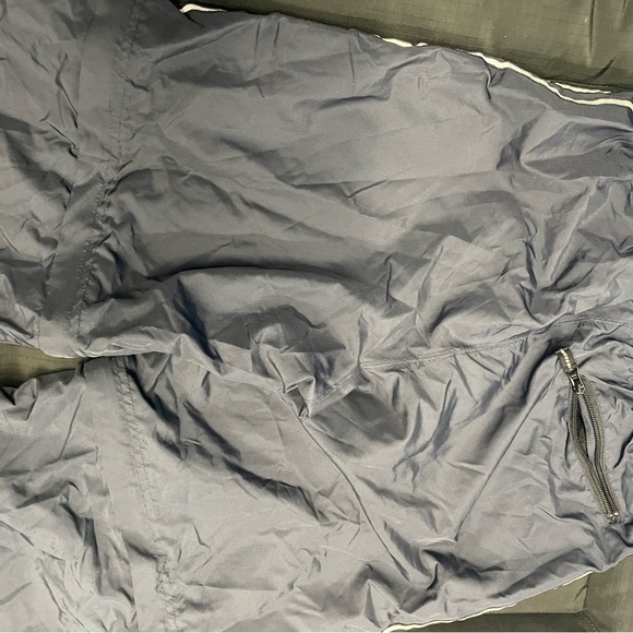 Old Navy Navy Blue Athletic Pants - Picture 5 of 6